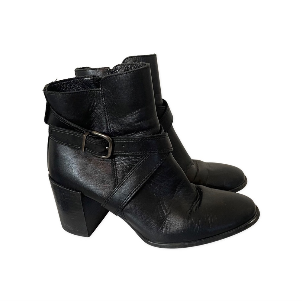 Maiden Lane Black Leather Boots Size 38